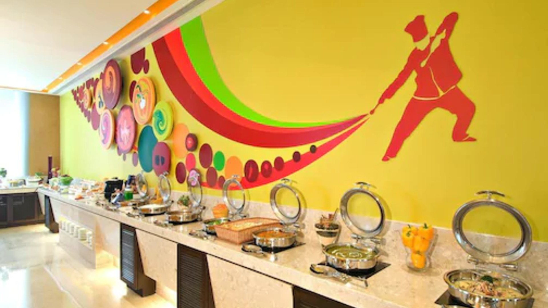 This Vibrant Economy Hotel In Pune Is In Proximity To The Airport And Prominent Shopping Centres