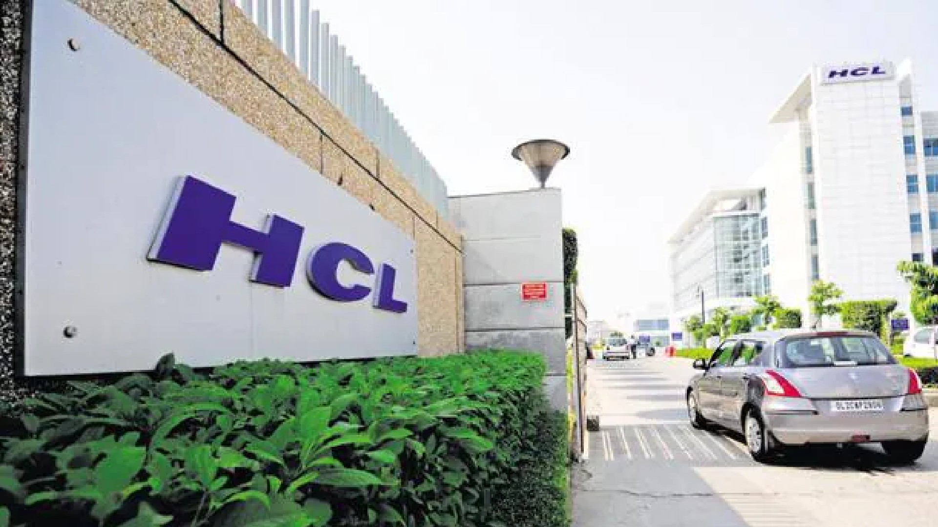 HCL Will Hire 1000 Employees In UK For These Critical Skills; UK Hiring Up By 30%