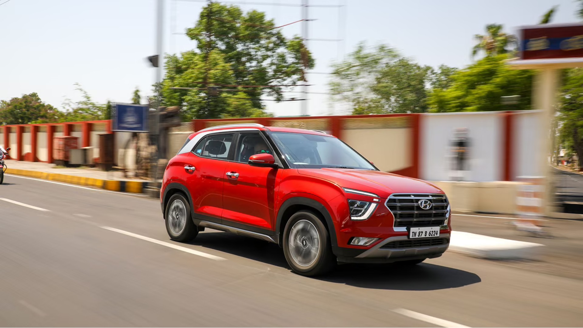 Hyundai Alcazar Bookings Start At Rs 13 Lakh Across India; But Is It Official Booking?