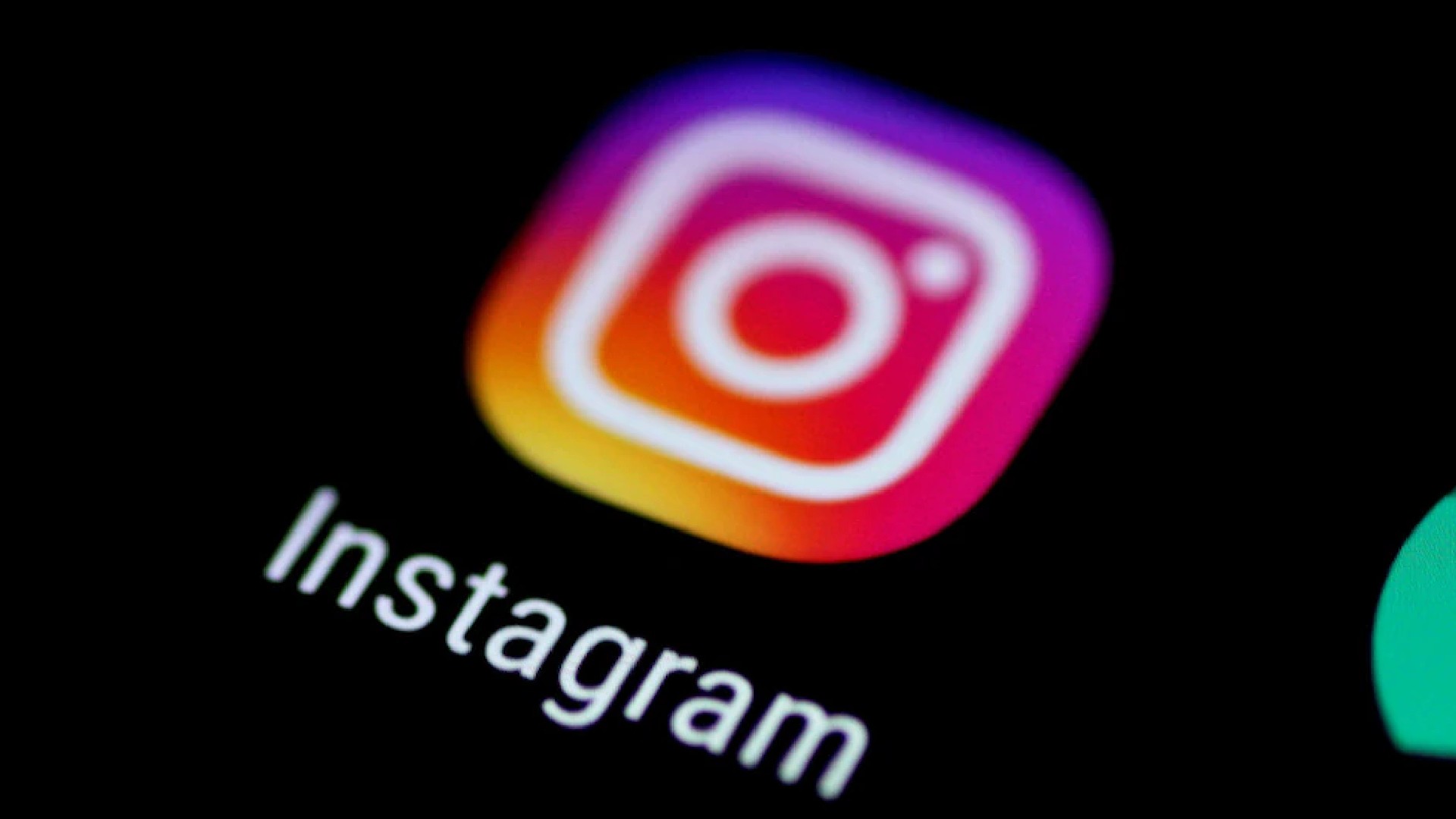 Instagram Allows iOS Users To Delete Their Account From The App Itself