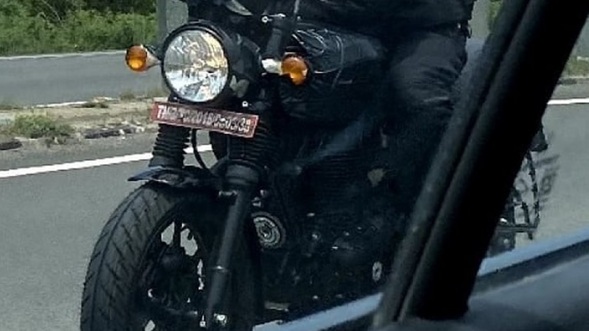 Royal Enfield Hunter 350 Accessories Spied For The First Time