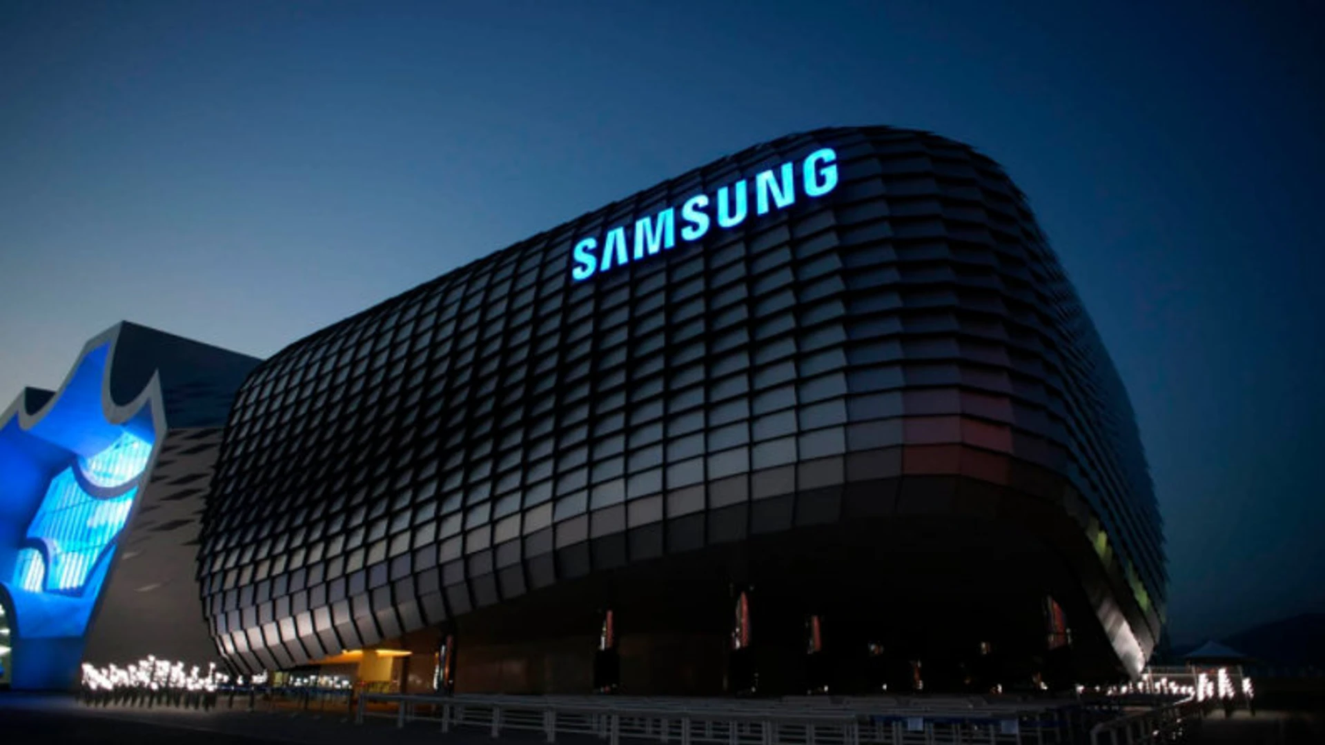Samsung Hacked! Private Data Of ‘Some’ U.S. Customers Compromised, Samsung Admits