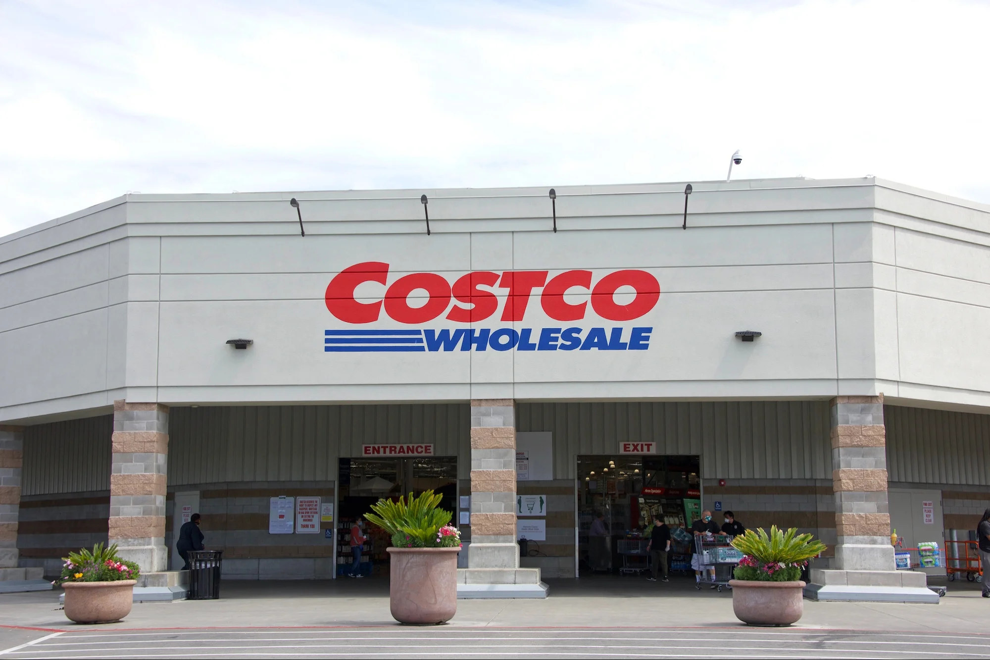 This Simple Hack Will Get You Into Costco Without A Membership Card
